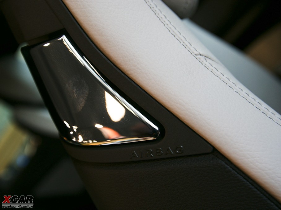 2009��YE���p�T E 350 Coupe