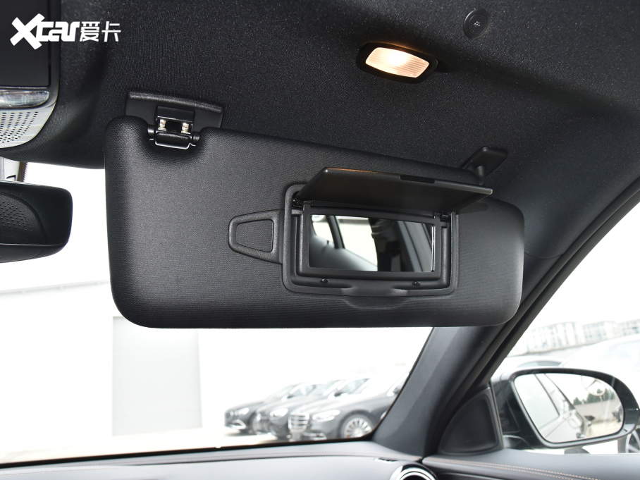 2022YE(M) E 260 r\Ӱ