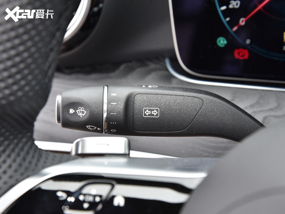 2022YE(M) E 260 r\Ӱ