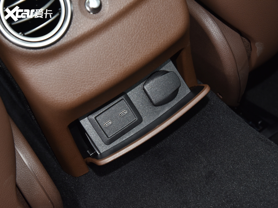 2022YE(M) E 260 r\Ӱ