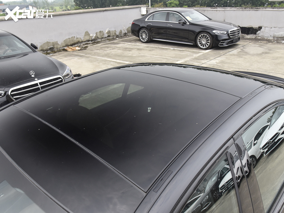 2022YE(M) E 260 r\Ӱ