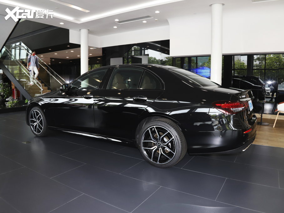 2022YE(M) E 300 A\Ӱ