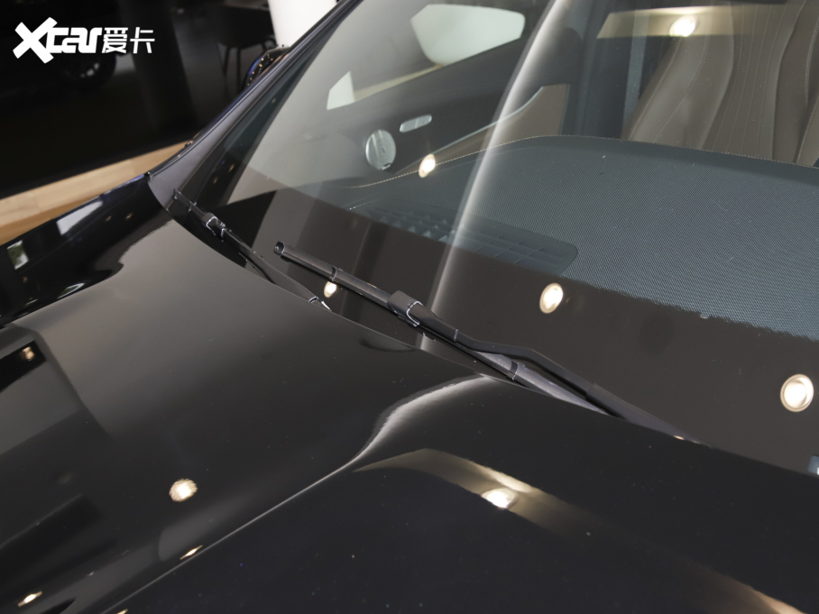 2022YE(M) E 300 A\Ӱ