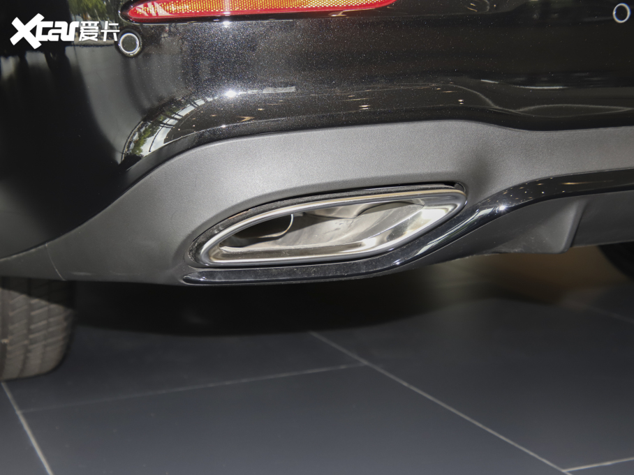 2022YE(M) E 300 A\Ӱ