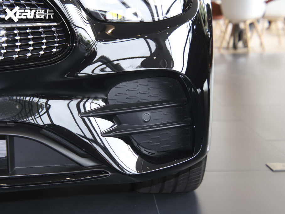 2022YE(M) E 300 A\Ӱ