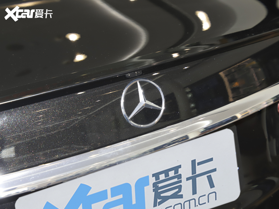 2022YE(M) E 300 A\Ӱ