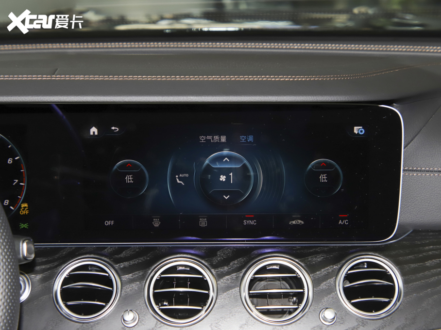 2022YE(M) E 300 A\Ӱ