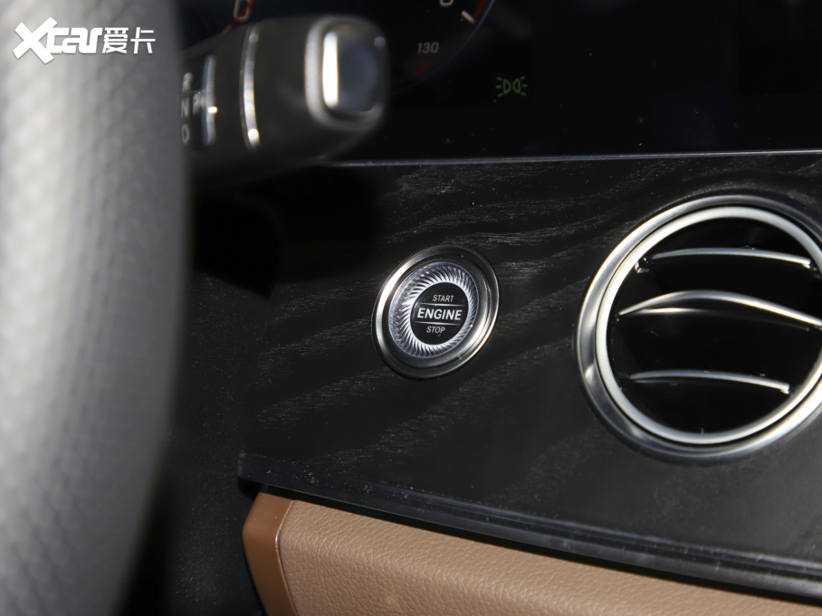 2022YE(M(jn)) E 300 A\(yn)Ӱ