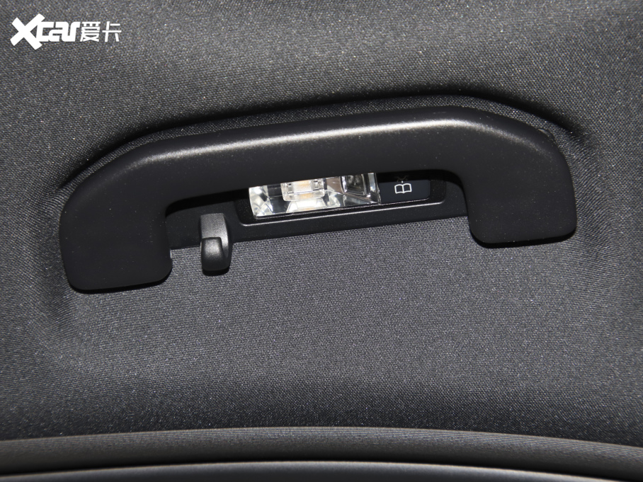 2022YE(j)(M(jn)) E 300 A\(yn)(dng)