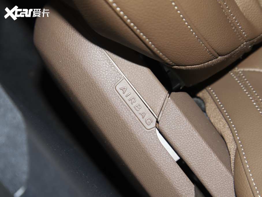 2022YE(M) E 300 A\Ӱ