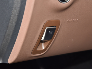 2022E 260 r\Ӱ v܇Ƅ