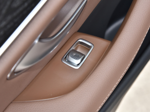 2022E 260 r\Ӱ ܇ƅ^