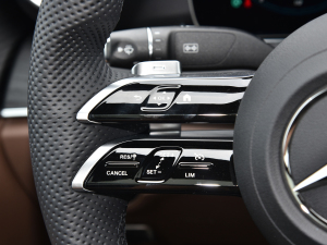 2022E 260 r\Ӱ п؅^