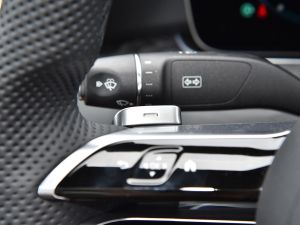 2022E 260 r\Ӱ п؅^