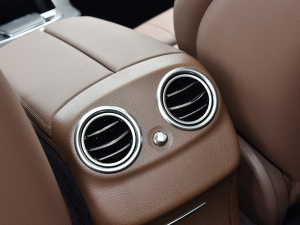 2022E 260 r\Ӱ п؅^(q)