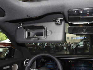 2022E 300 A\Ӱ ꖰ壨