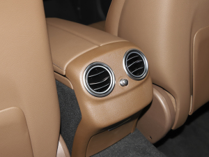 2022E 300 A\Ӱ п؅^