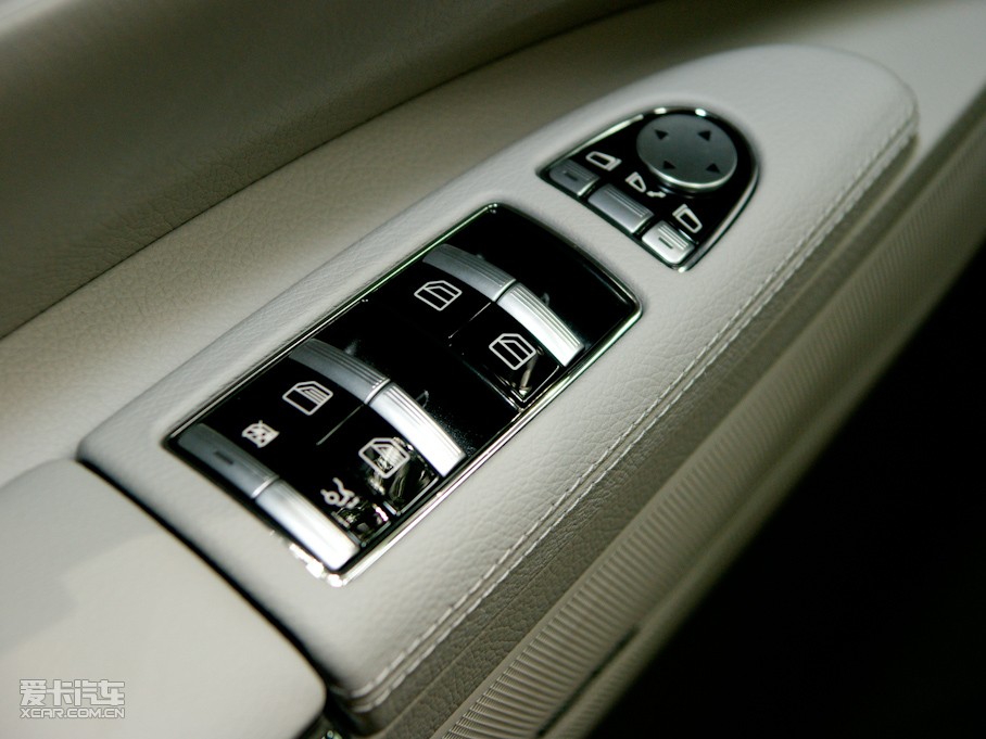 2010YS(j) S 300L F