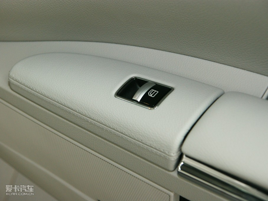 2010YS(j) S 300L F