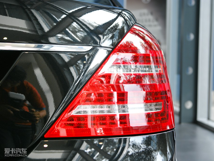 2010YS(j) S 300L F