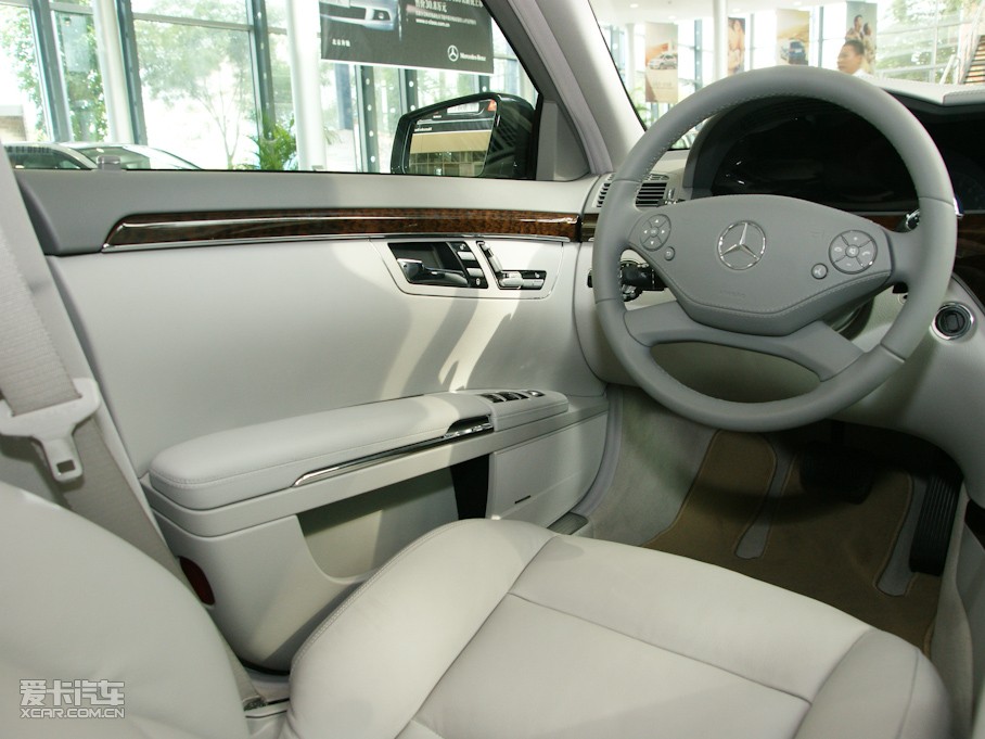 2010YS(j) S 300L F