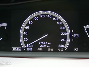 2010款S 300L 豪华版 中控区
