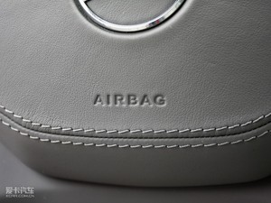 2010款S 300L 豪华版 中控区