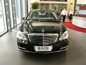 2010款S 300L 尊贵版 整体外观