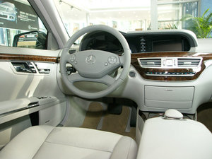 2010款S 300L 尊贵版 中控区