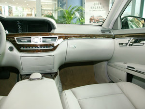 2010款S 300L 尊贵版 中控区