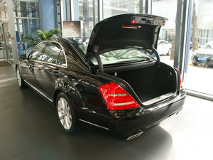2010款S 300L 尊贵版 空间座椅