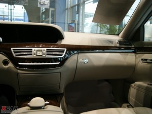 2010S 300L ̄հ п؅^