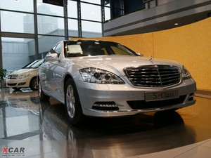 2010S 300L ̄հ w^