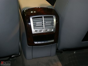 2010款S 600L  空间座椅