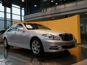 2010S 300L ̄հ w^