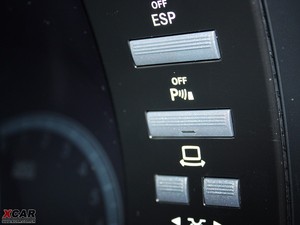 2010款S 500L 4MATIC 中控区