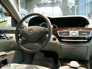 2010S 300L ̄հ п؅^