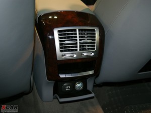 2010款S 600L  空间座椅