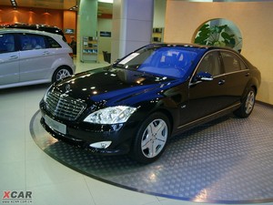 2010款S 600L  左前45度