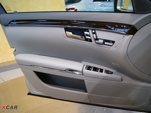 2010S 300L ̄հ g