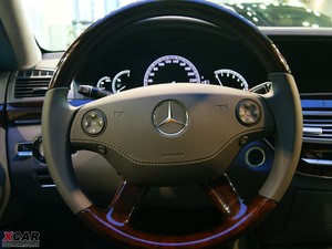 2010款S 600L  方向盘