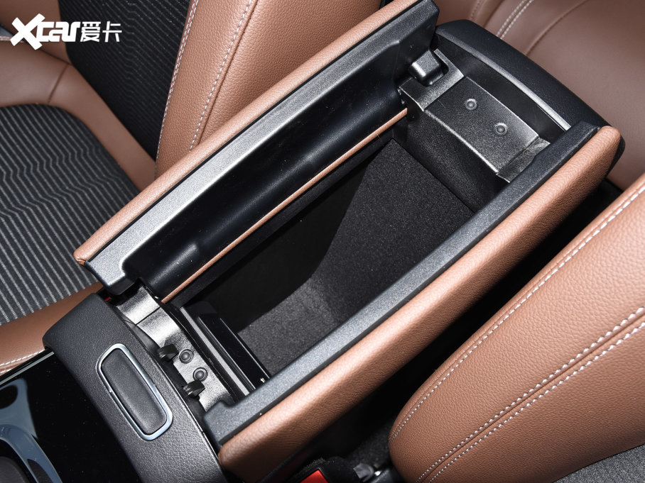 2023YA(M) A 200 Ӹ