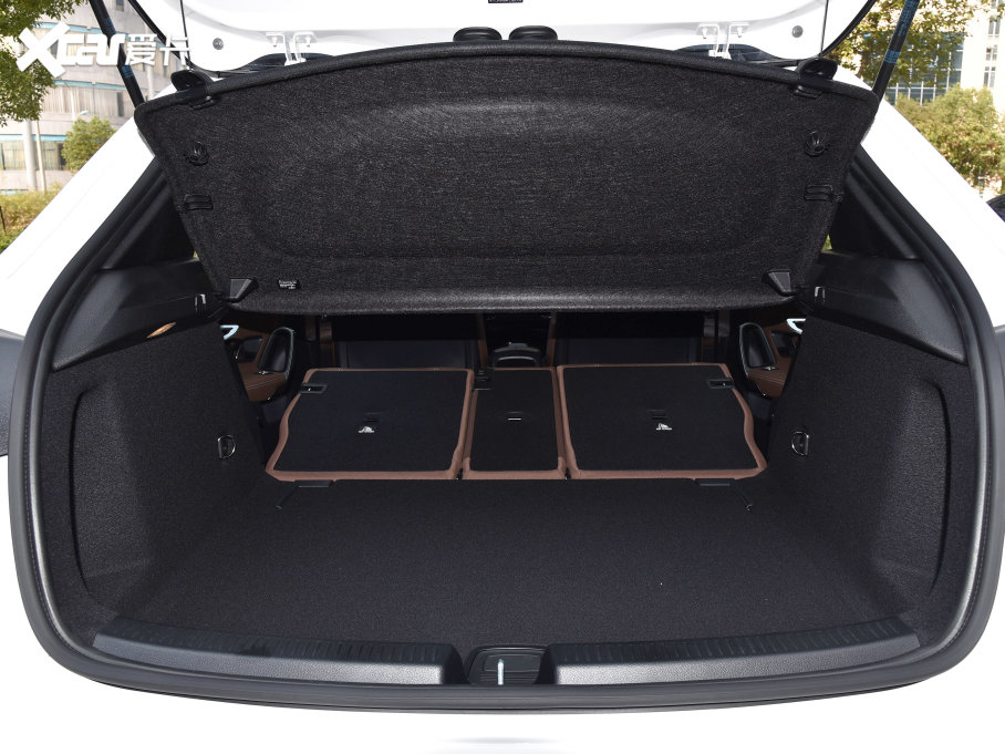 2023YA(M) A 200 Ӹ