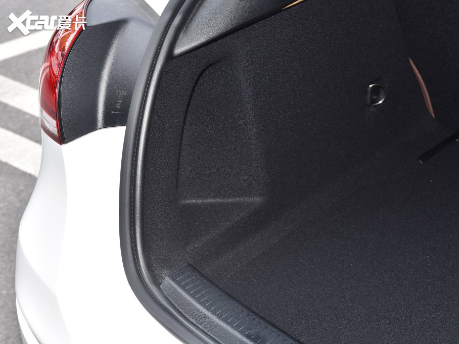 2023YA(M(jn)) A 200 (dng)