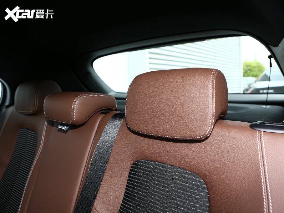 2023��YA��(�M(j��n)��) A 200 �r����