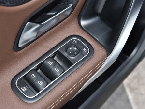 2023A(y) 200 (dng) п؅^(q)