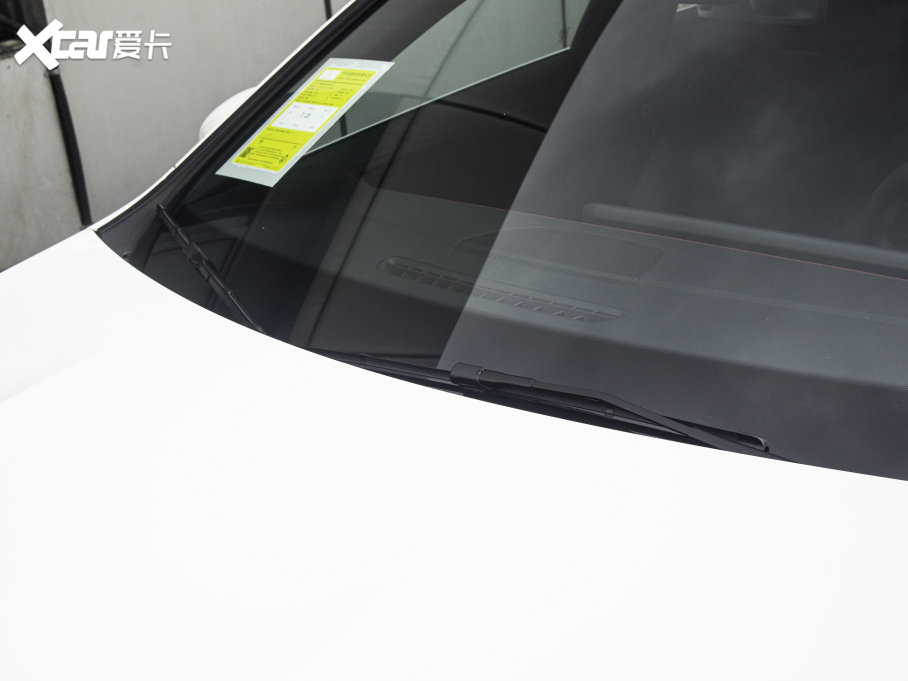 2023��YCLA�C��܇ CLA 200 �C��܇