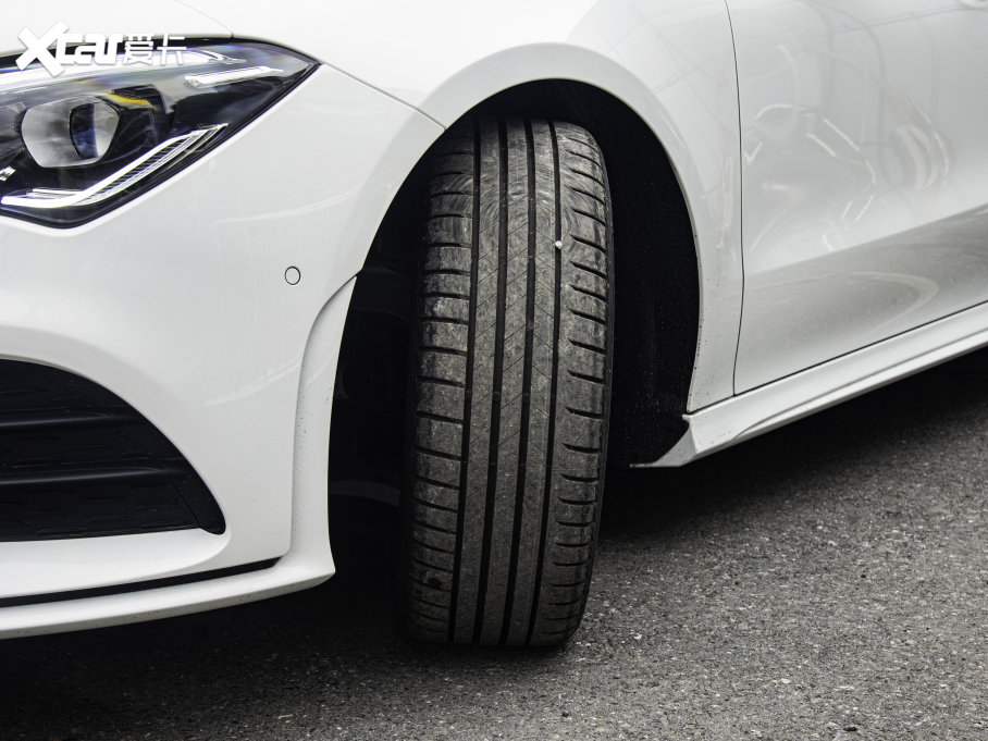 2023��YCLA�C��܇ CLA 200 �C��܇