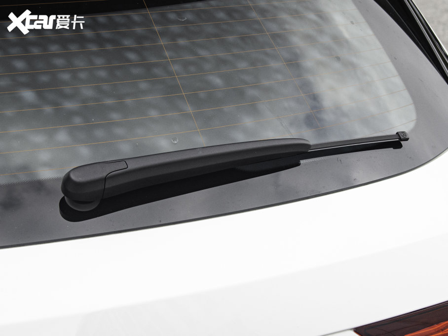 2023��YCLA�C��܇ CLA 200 �C��܇