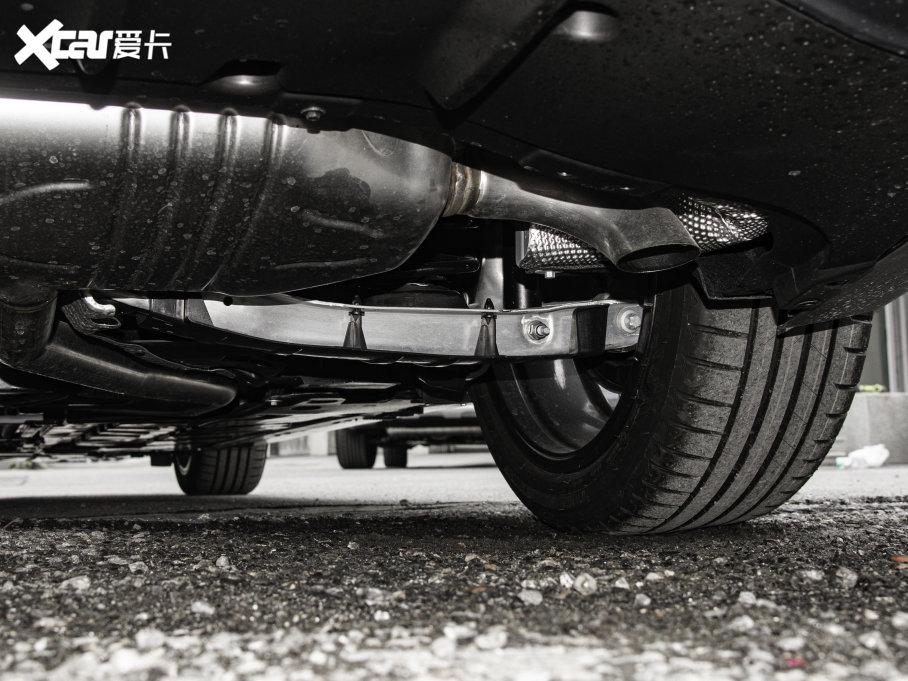 2023��YCLA�C��܇ CLA 200 �C��܇